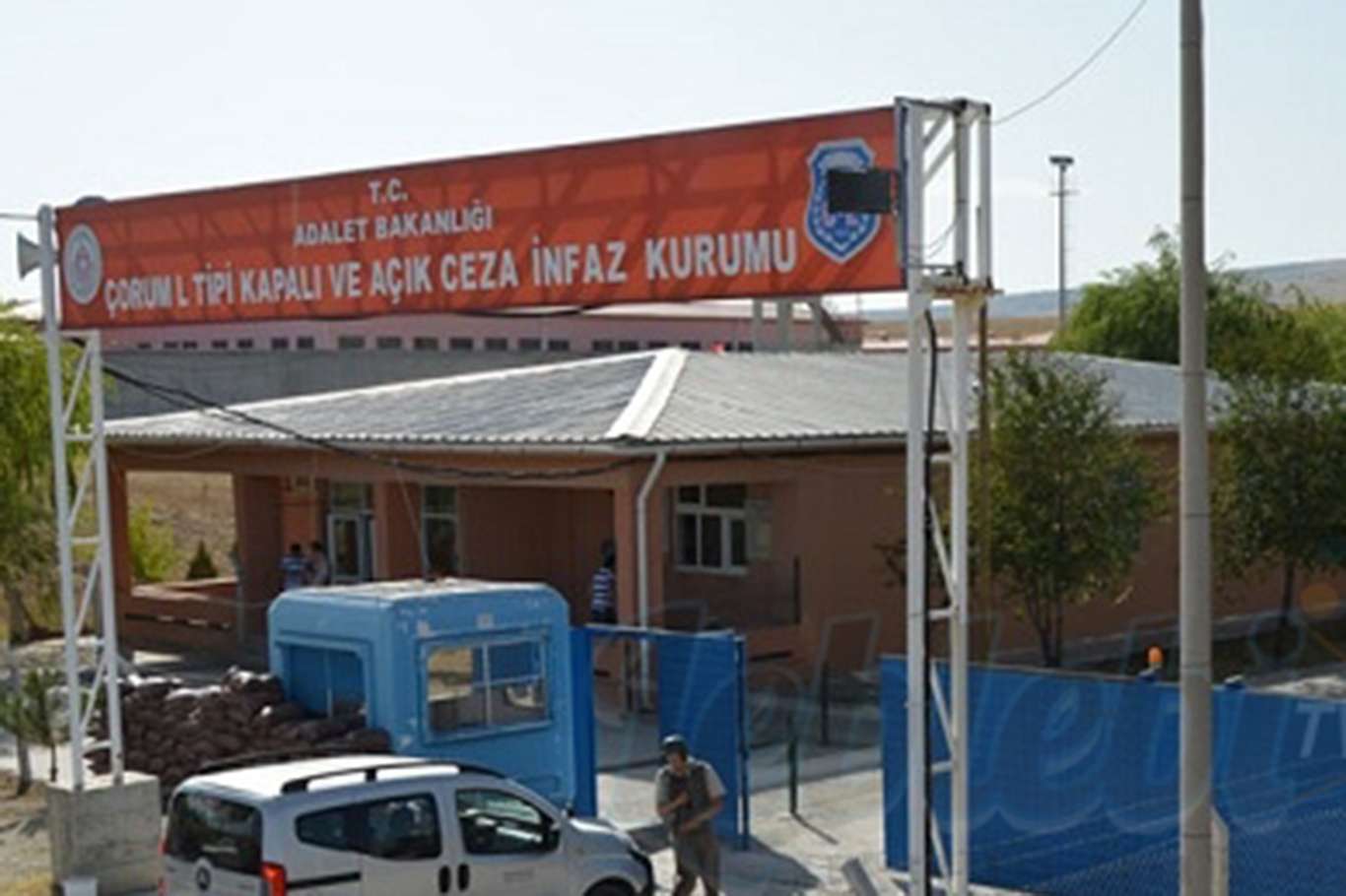"Kadın koğuşlara erkek personel girdi" iddiasına Bakanlıktan açıklama "Kadın koğuşlara erkek personel girdi" iddiasına Bakanlıktan açıklama